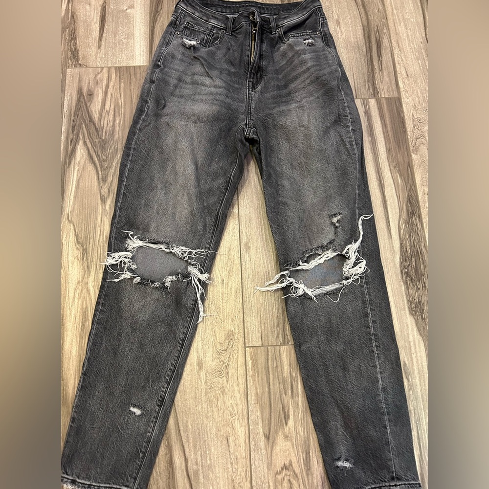 American eagle mom jeans